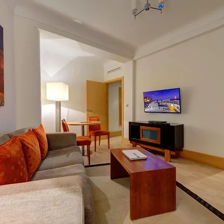 The Caleta Self-catering Apartment *