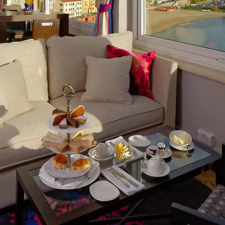 The Caleta Self-catering Apartment